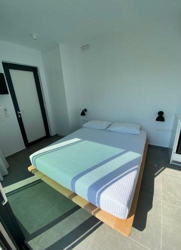 Lefko Apartments
