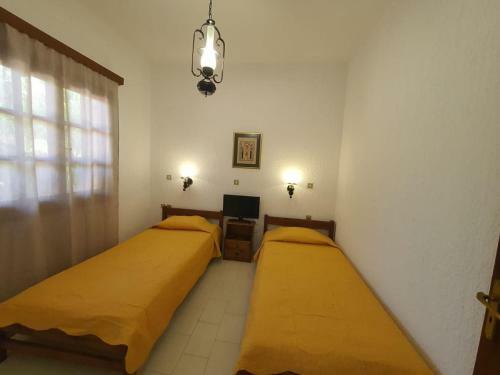 Karavostasi Cozy Apartments
