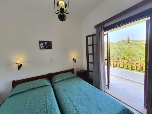 Karavostasi Cozy Apartments