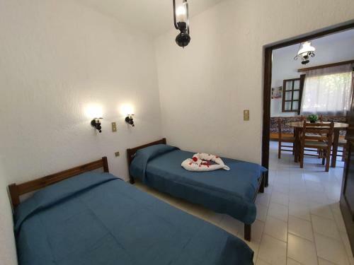 Karavostasi Cozy Apartments