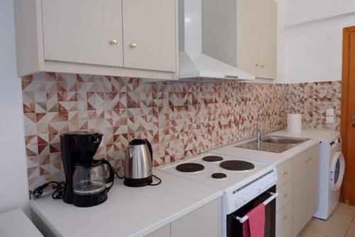 Quiet Apartment With Easy Access To Attractions.