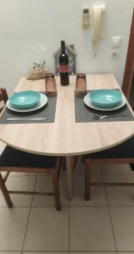 Quiet Apartment With Easy Access To Attractions.