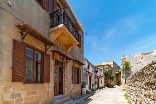 Traditional 3 Bedroom House In The Old Town