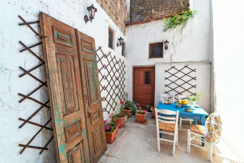 Traditional 3 Bedroom House In The Old Town