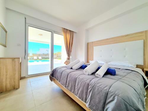 Elite Seaside Villas