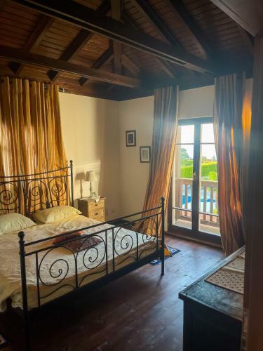 Peaceful Villa With Private Pool In Possidi