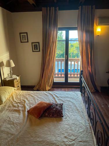 Peaceful Villa With Private Pool In Possidi