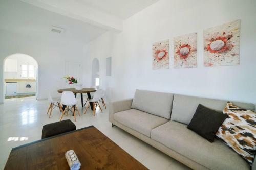 Coral Villa With 4 Bedrooms