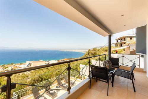 Aigli Luxury Villa - Seaview Panoramic Retreat