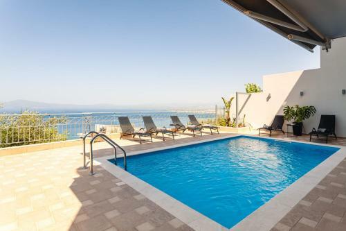Aigli Luxury Villa - Seaview Panoramic Retreat