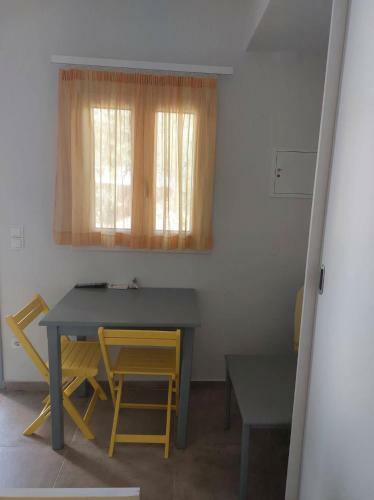 Androshouses - Agios Petros Beach Apartments