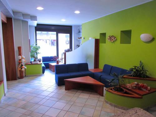 Hotel Emiliana