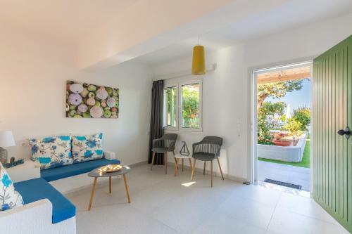 Apartment ? ?reath ?way From The Sea