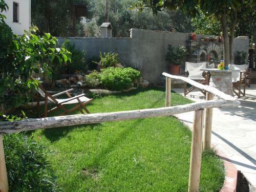 Hostal Maistros Studios
