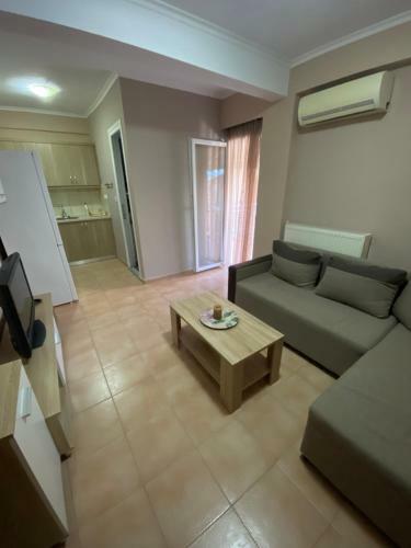 Platamon Family Apartments