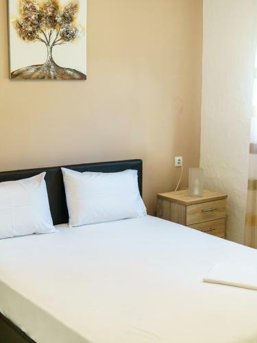 Platamon Family Apartments