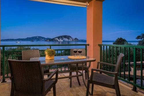 Anatoli Apartments