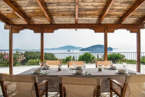Apartamento Villa Flisvos