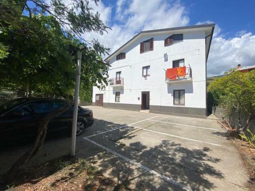 Apartamento Mansarda A 200m Dal Mare
