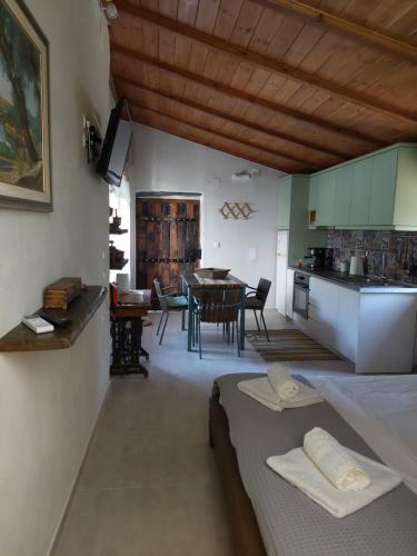 Villa The Cocoon And Olive Hut
