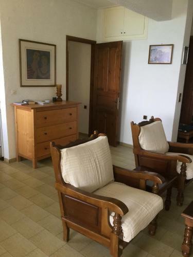 Lefkada Beachfront Apartment