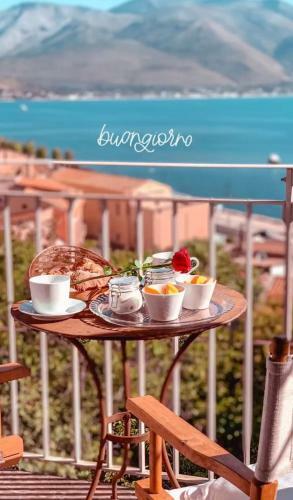Hostal Clori Gaeta