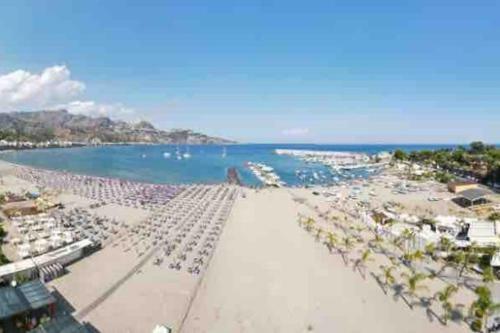 Apartamento Attico Sul Mare Di Naxos