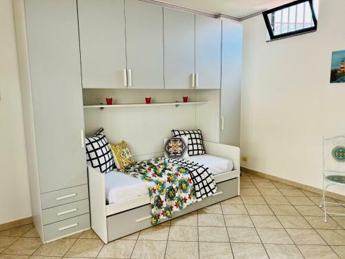 Cozy Seafront Studio Apartment Giardini Naxos