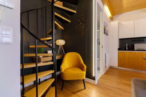 Apartamento Coutinho - Centro Cidade Com Varanda