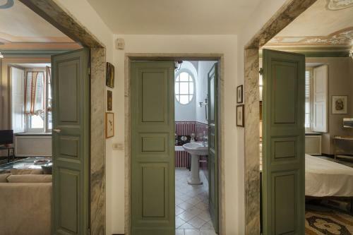 Fancy Apartment In Palazzo Grimaldi By Wonderful Italy