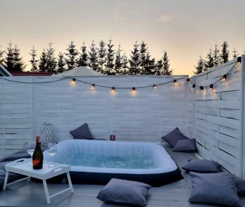 Domki Z Jacuzzi Nad Zatok?