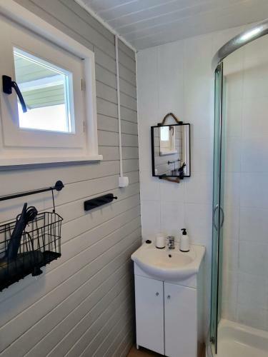 Domki Z Jacuzzi Nad Zatok?