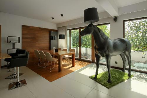 Apartament House-tom / Robocza 39