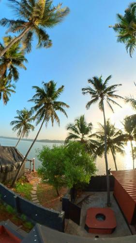 Vistara Beachside Cottage
