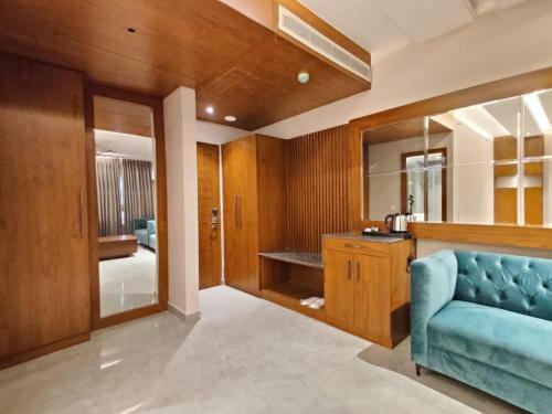 Hotel Parth