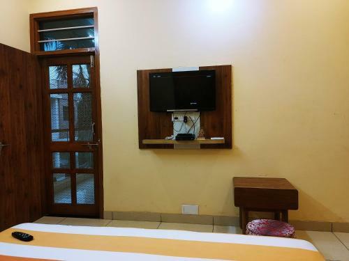 Bhati House A Homestay