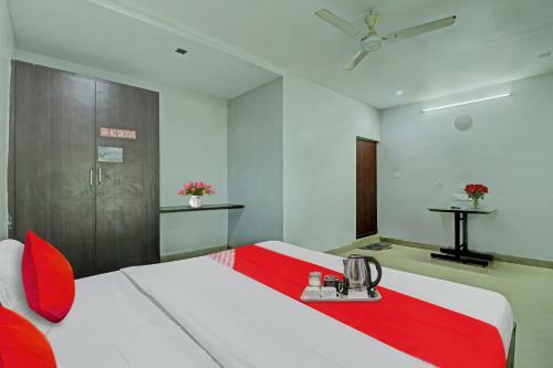 Oyo 91078 Hotel Orange