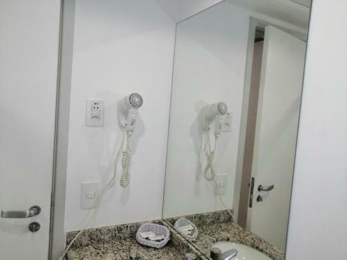 Condom�nio Bristol Praia Do Canto Apart Hotel