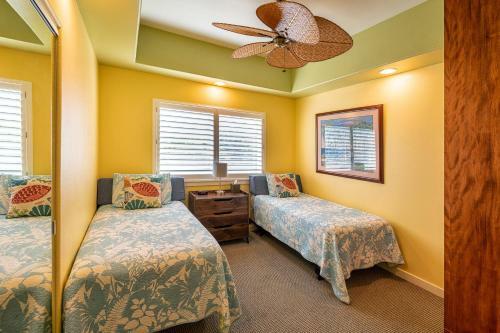Kahalu'u Beach Villas 1-203