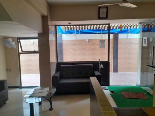 Hotel Kuber By Wb Inn