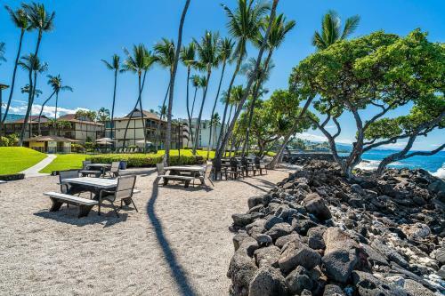 Kona Isle D2