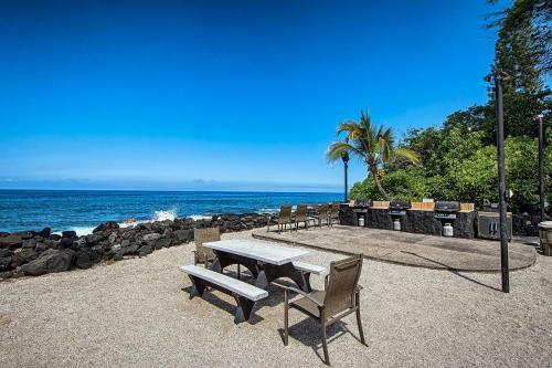 Kona Isle D2