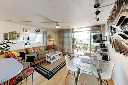 Island Surf Condo 516