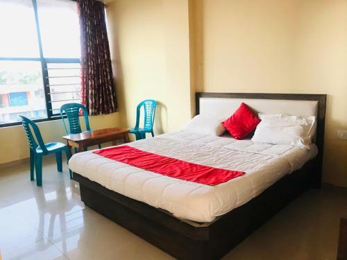 Hotel Staymaker Prakash International