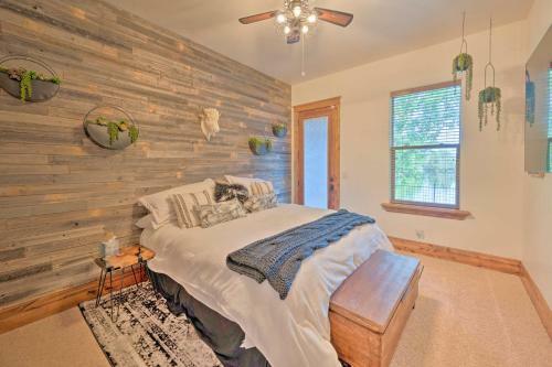 Luxury Lakeside Villa With Game Room Near Dtwn