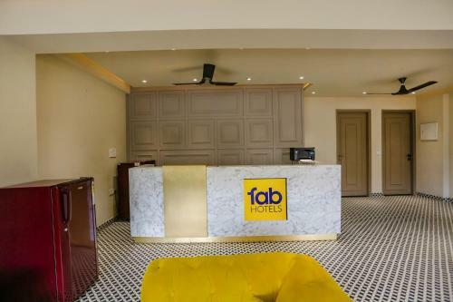 Hotel Fabexpress Aroma Corporate Suites