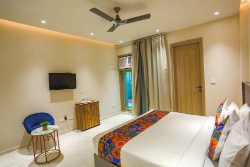 Hotel Fabexpress Aroma Corporate Suites