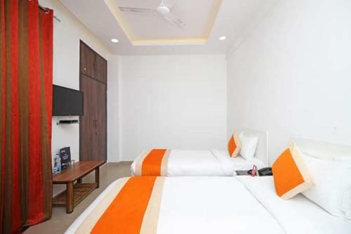 Golden Cherry Hotel