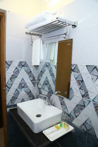 Hotel Aanya Suites At Sector 62