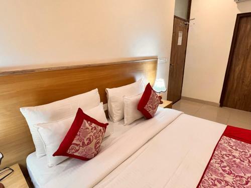 Hotel Mithila Residency Noida - Couple Friendly Local Ids Accepted